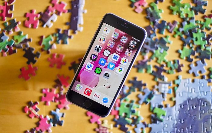 Thử so kè thời lượng pin của iPhone SE 2020 với các đàn anh tiềm nhiệm: Liệu phần thắng sẽ thuộc về ai? 1 Thử so kè thời lượng pin của iPhone SE 2020 với các đàn anh tiềm nhiệm: Liệu phần thắng sẽ thuộc về ai? 1