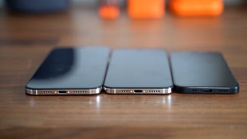 iPhone 12 Pro Max 'nhái' xuất hiện tại VN với giá rẻ khó tin 4 iPhone 12 Pro Max 'nhái' xuất hiện tại VN với giá rẻ khó tin 4