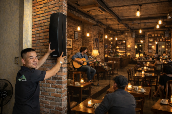 Loa Bose 502A: Giải pháp âm thanh hoàn hảo cho quán Cafe